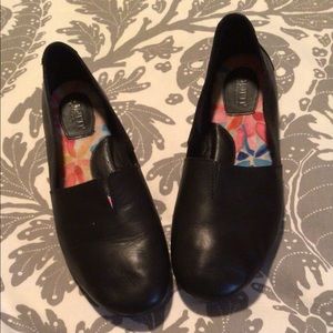 Born black leather size 11